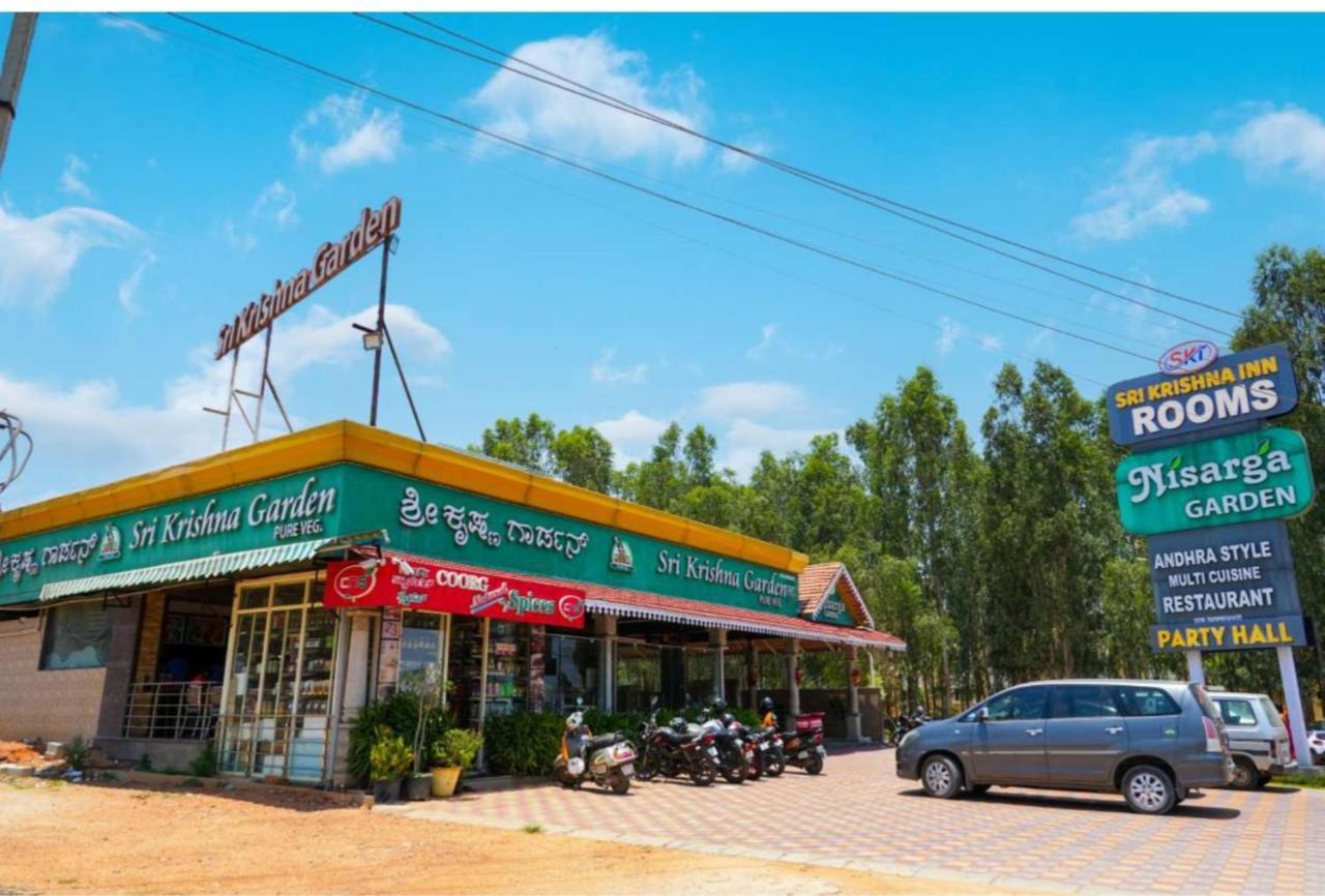 Sri Krishna Inn - Kempegowda Airport Bangalore Devanahalli Buitenkant foto